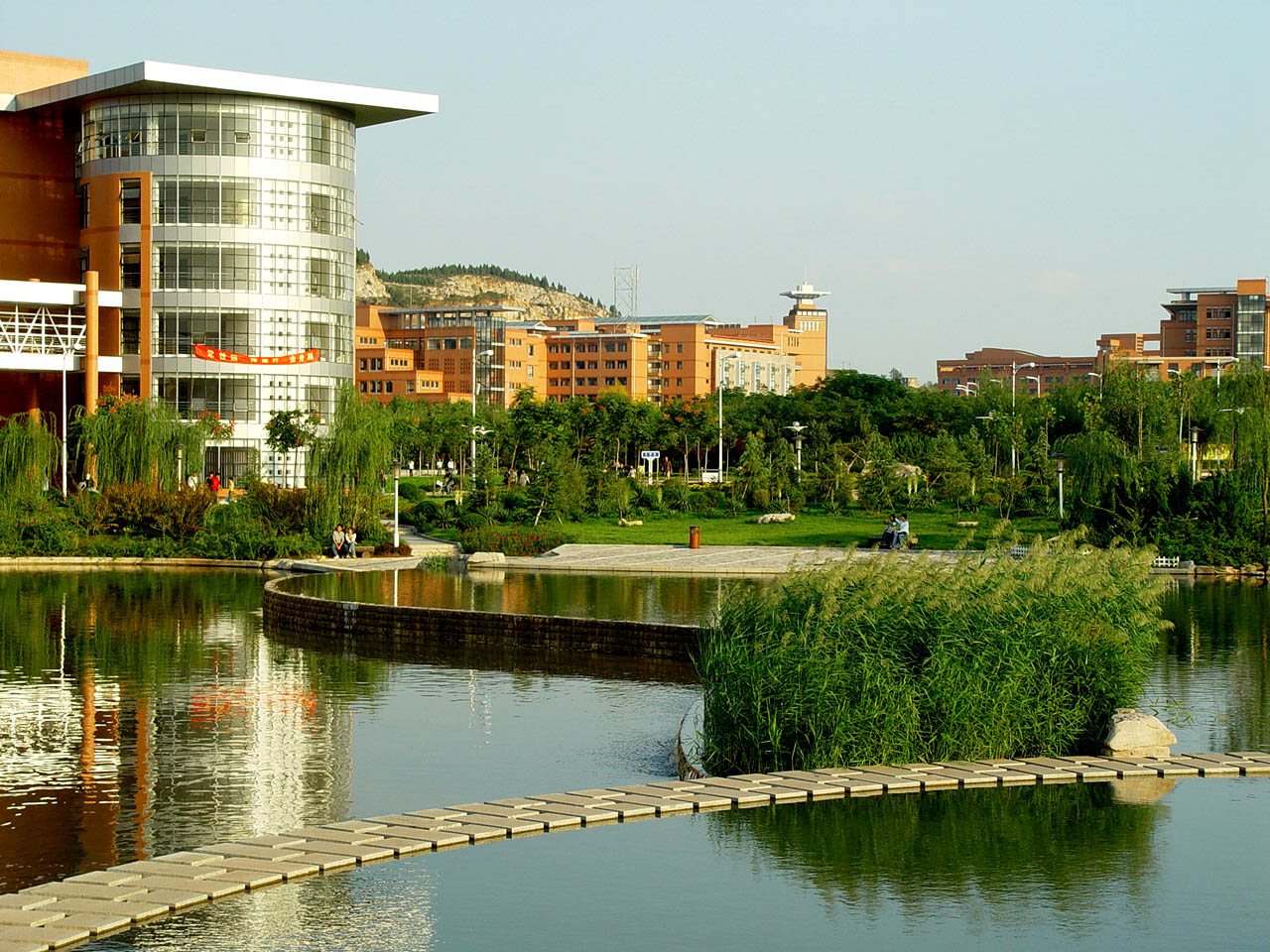 429分能上什么大学,高考429分左右文科理科能上的大学